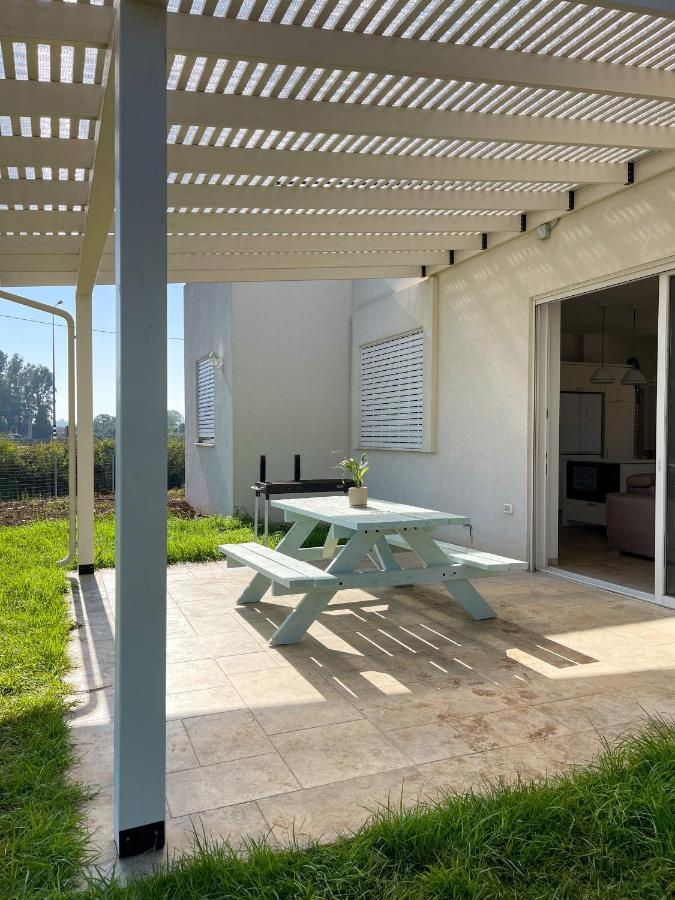 הבית הלבן בכפר בלום Vila Exterior foto